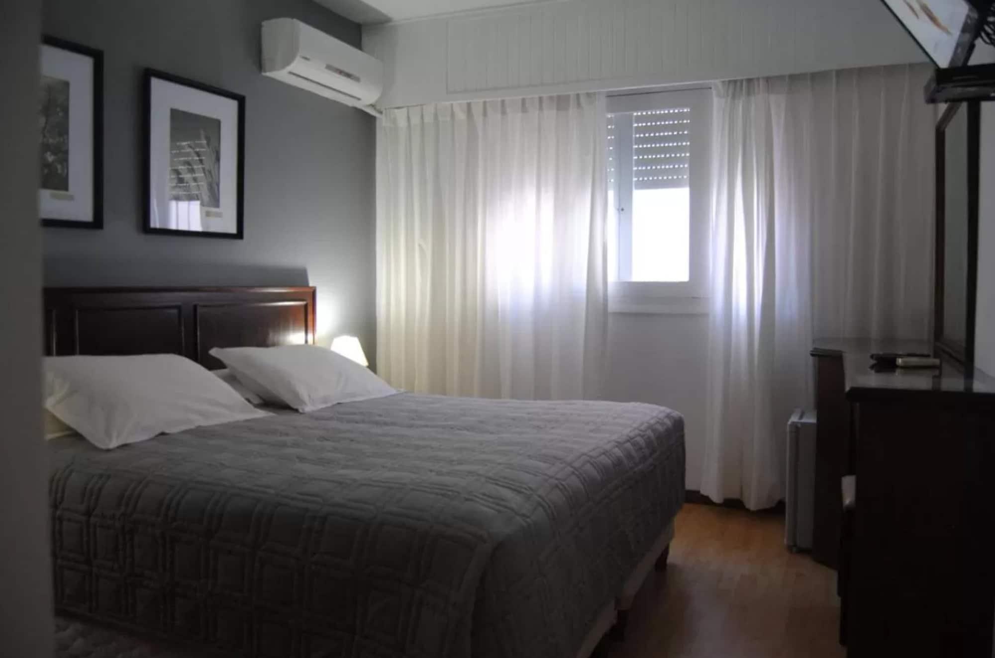 Iberia Hotel 3*