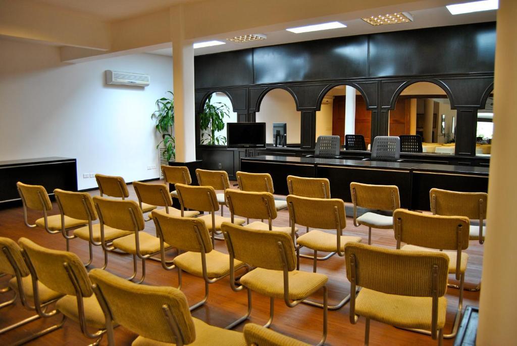 Iberia Hotel 3*