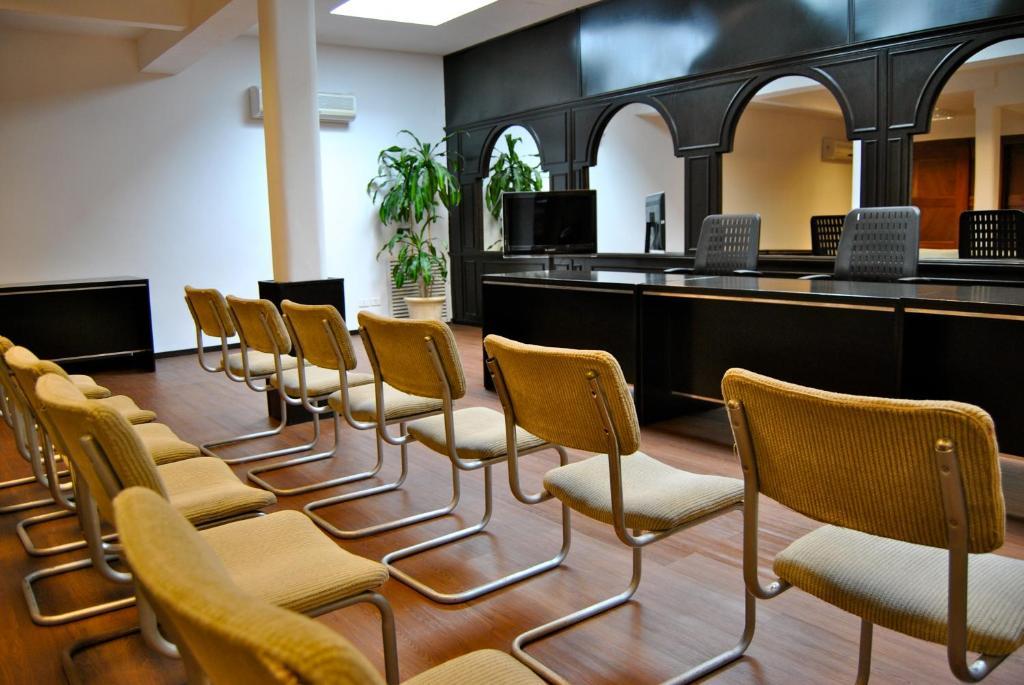 Iberia Hotel